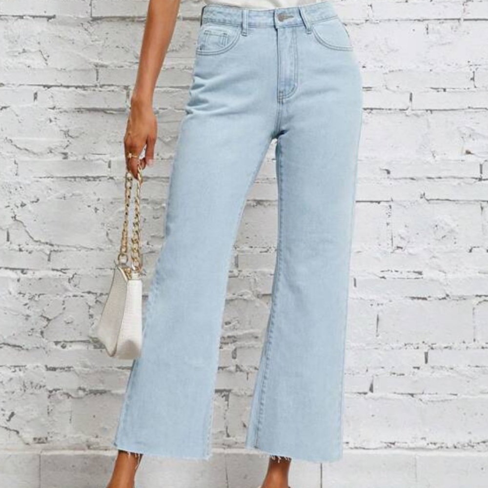 Essnce Solid Raw Hem Jeans Size 26 ( US 2)